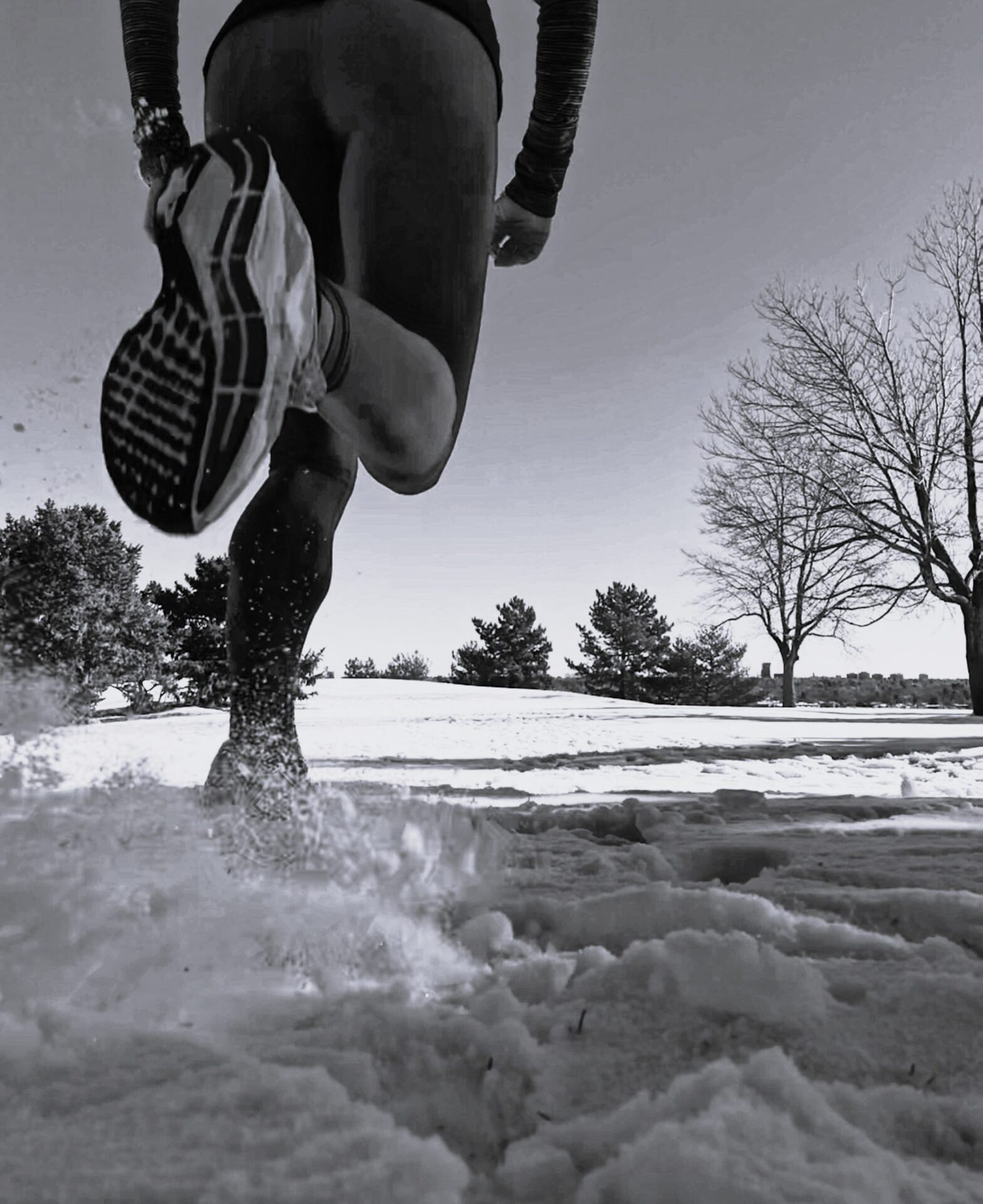 snow running
